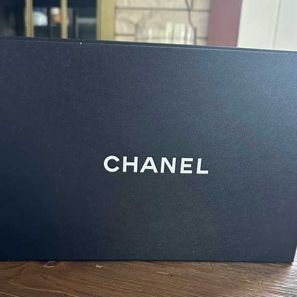 Chanel Empty Shoe Box - Picture 2 of 3
